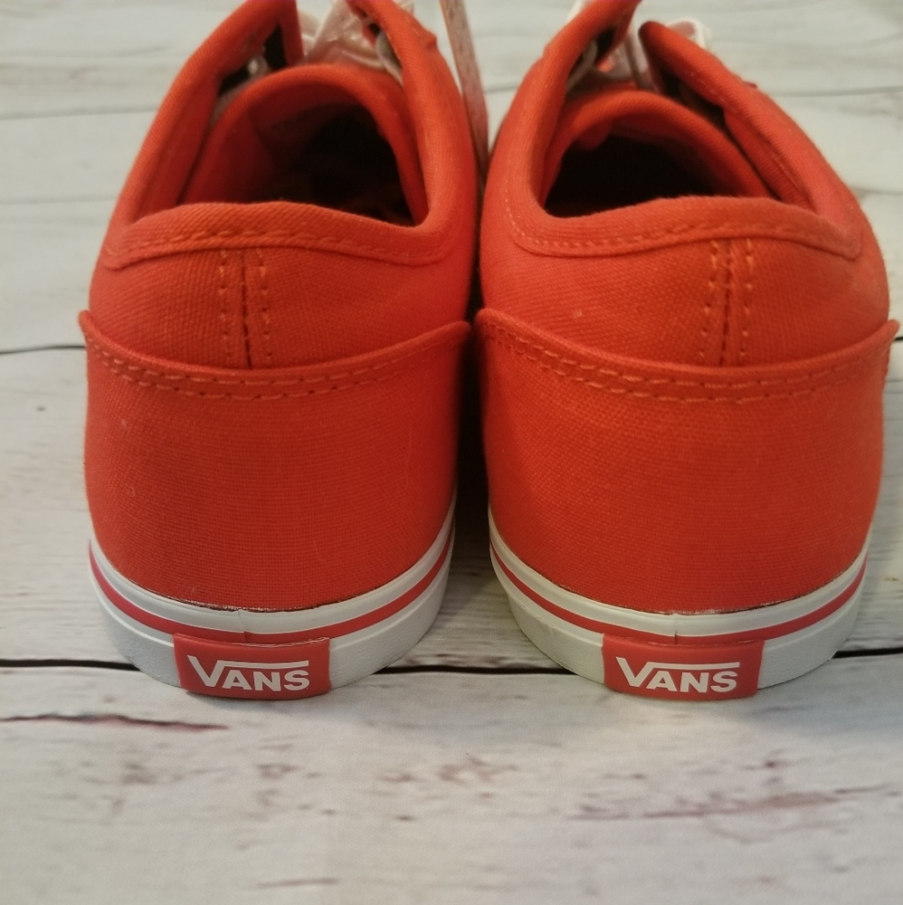 Red Van's NWOB - Picture 3 of 4